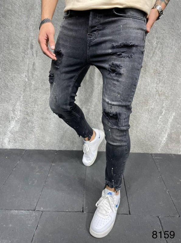 Jeans noir skinny fashion avec déchirures et peinture homme ilannfive