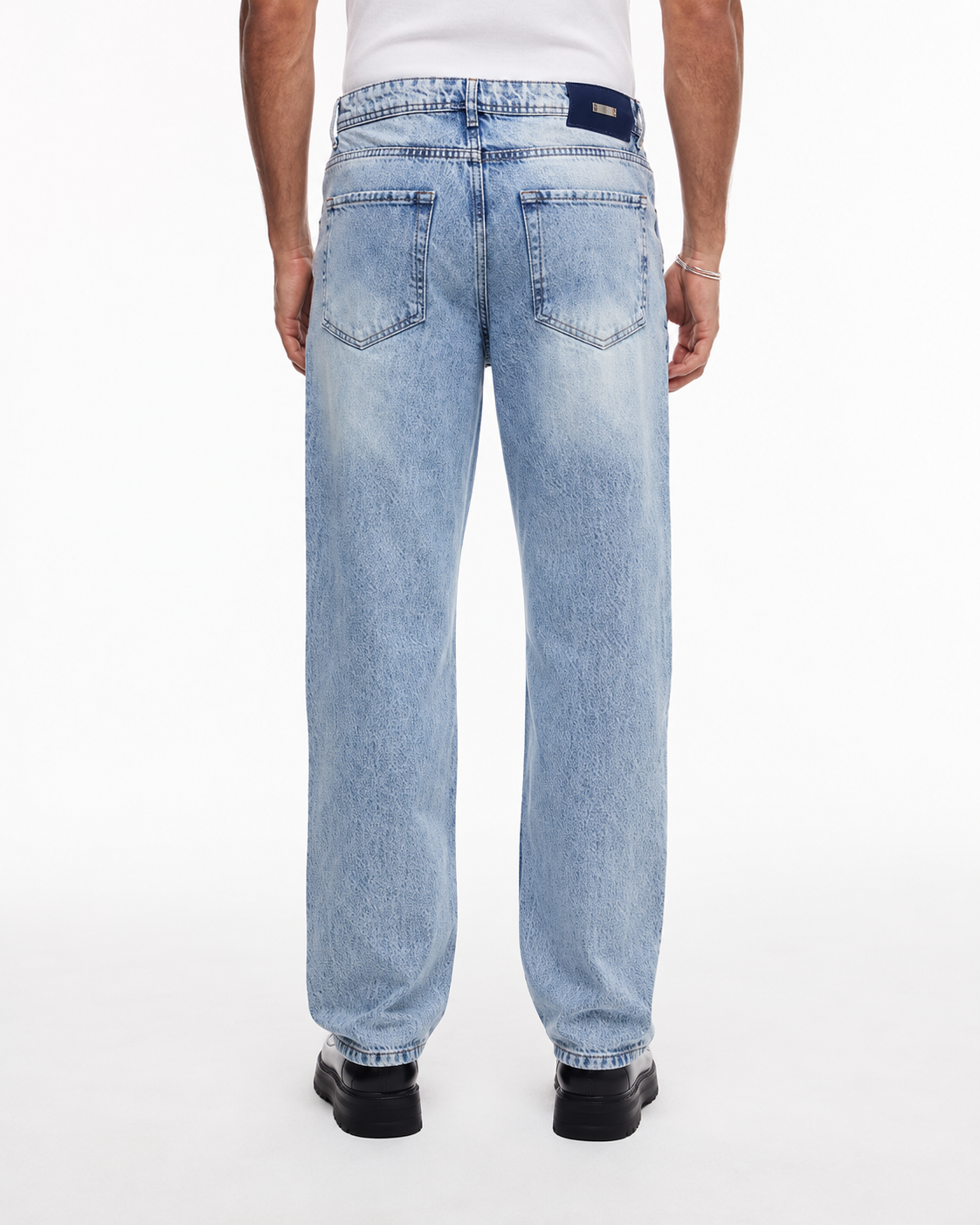 Jean homme bleu clair coupe baggy délavée