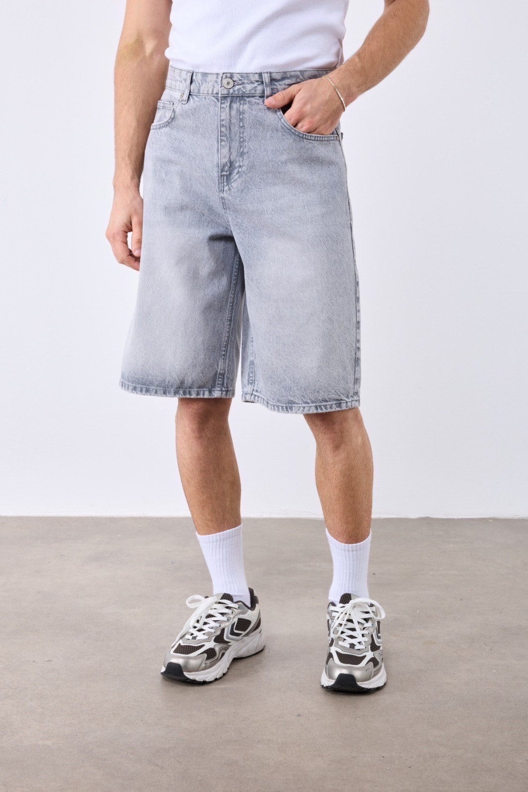 Short en jean GRIS