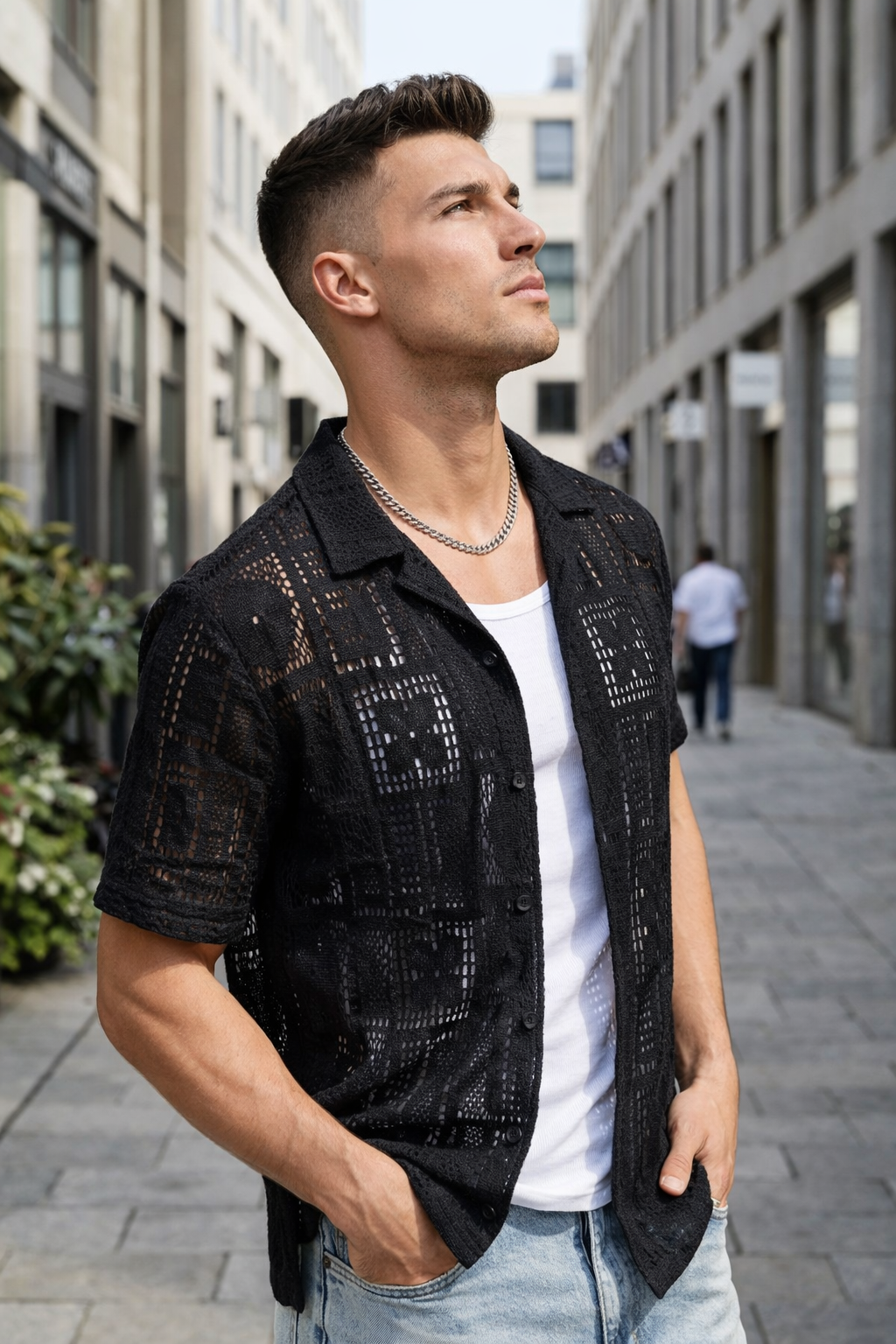 Chemise Manches Courtes Homme Noire Ajourée Motif Géométrique