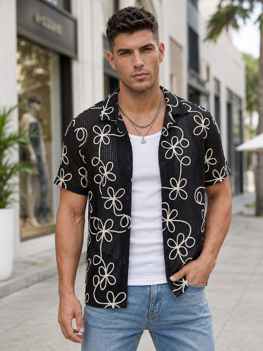 Chemise homme noire ajourée à broderies florales écrues