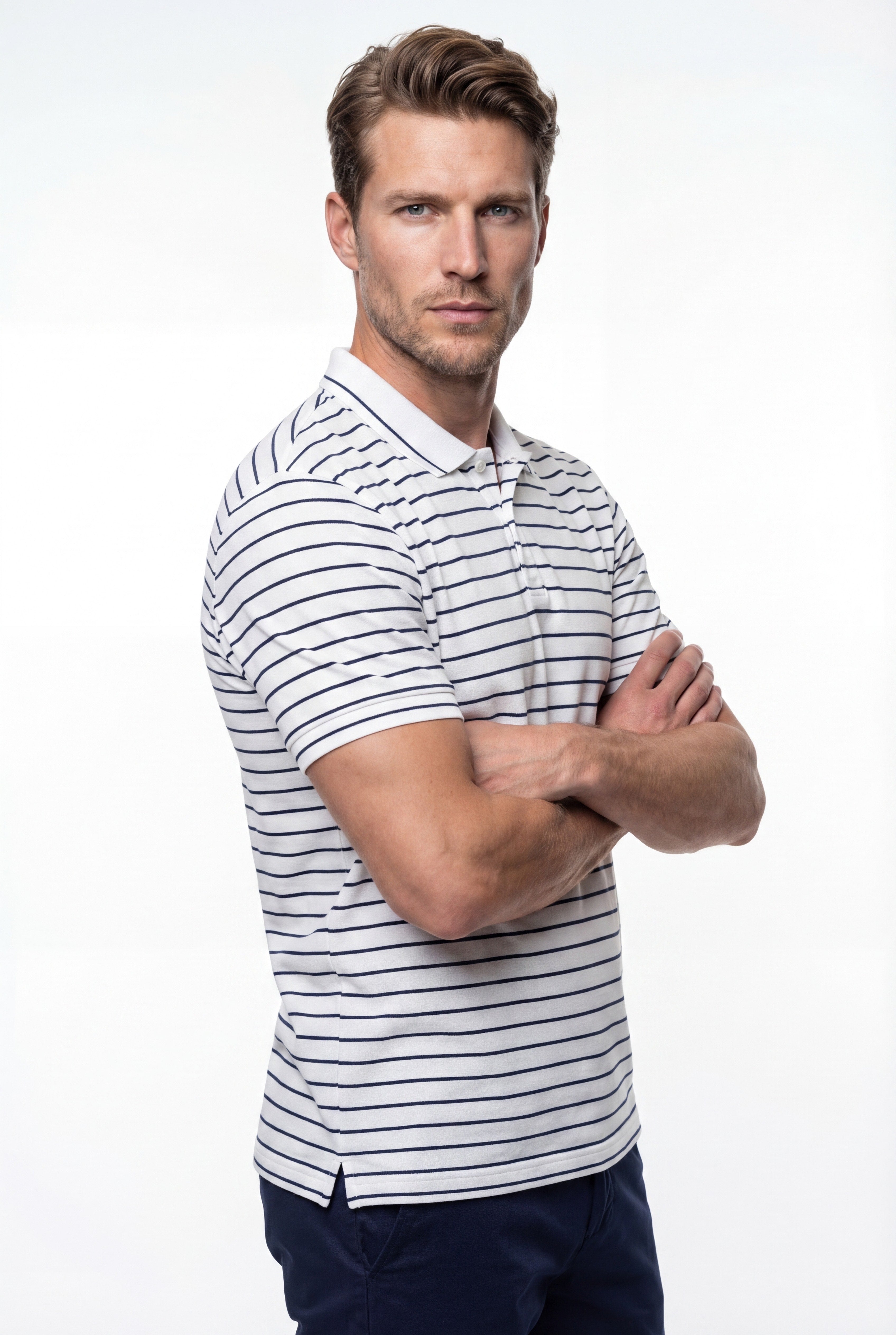 Polo homme marine à rayures fines
