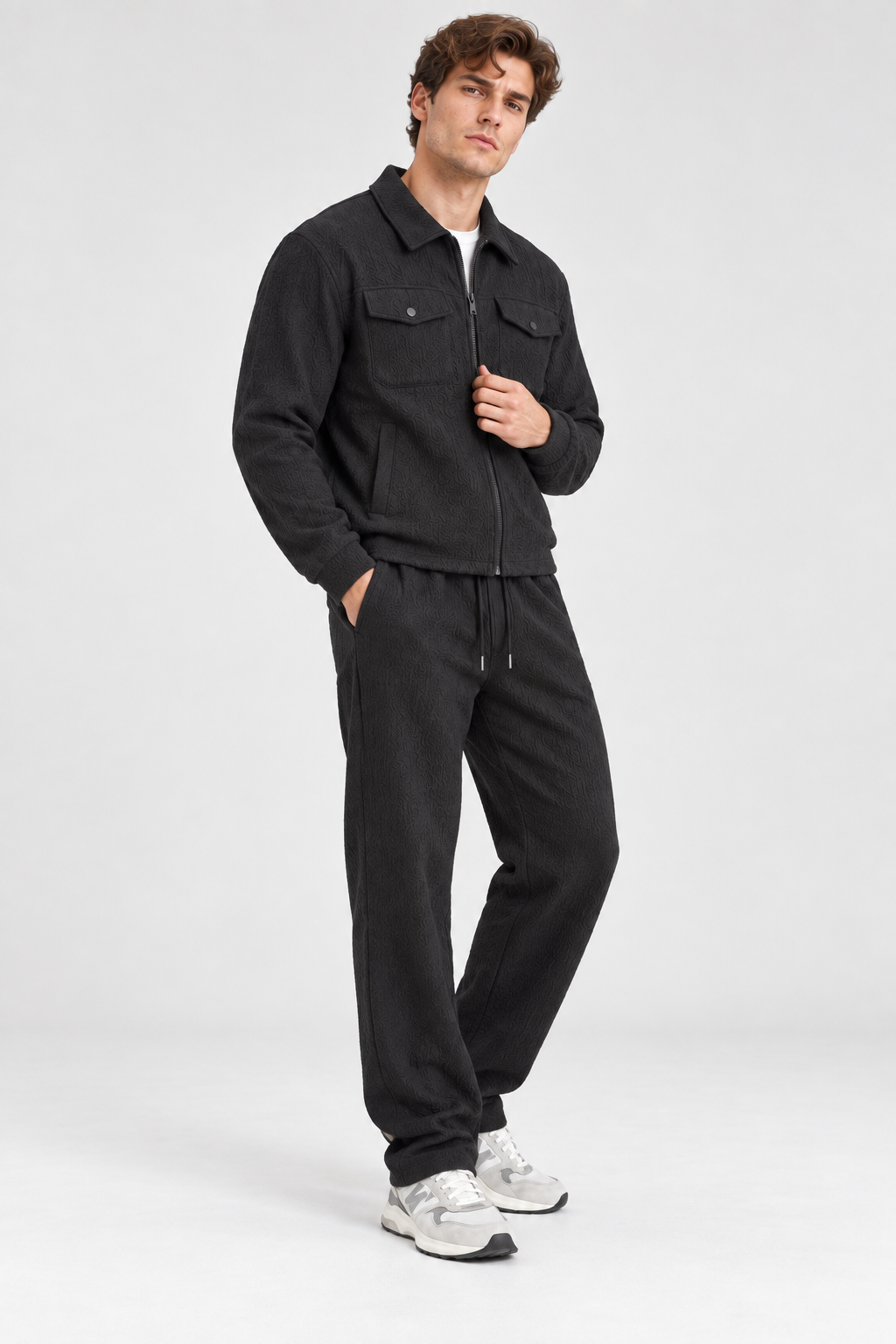 Ensemble homme noir texturé veste zippée et pantalon