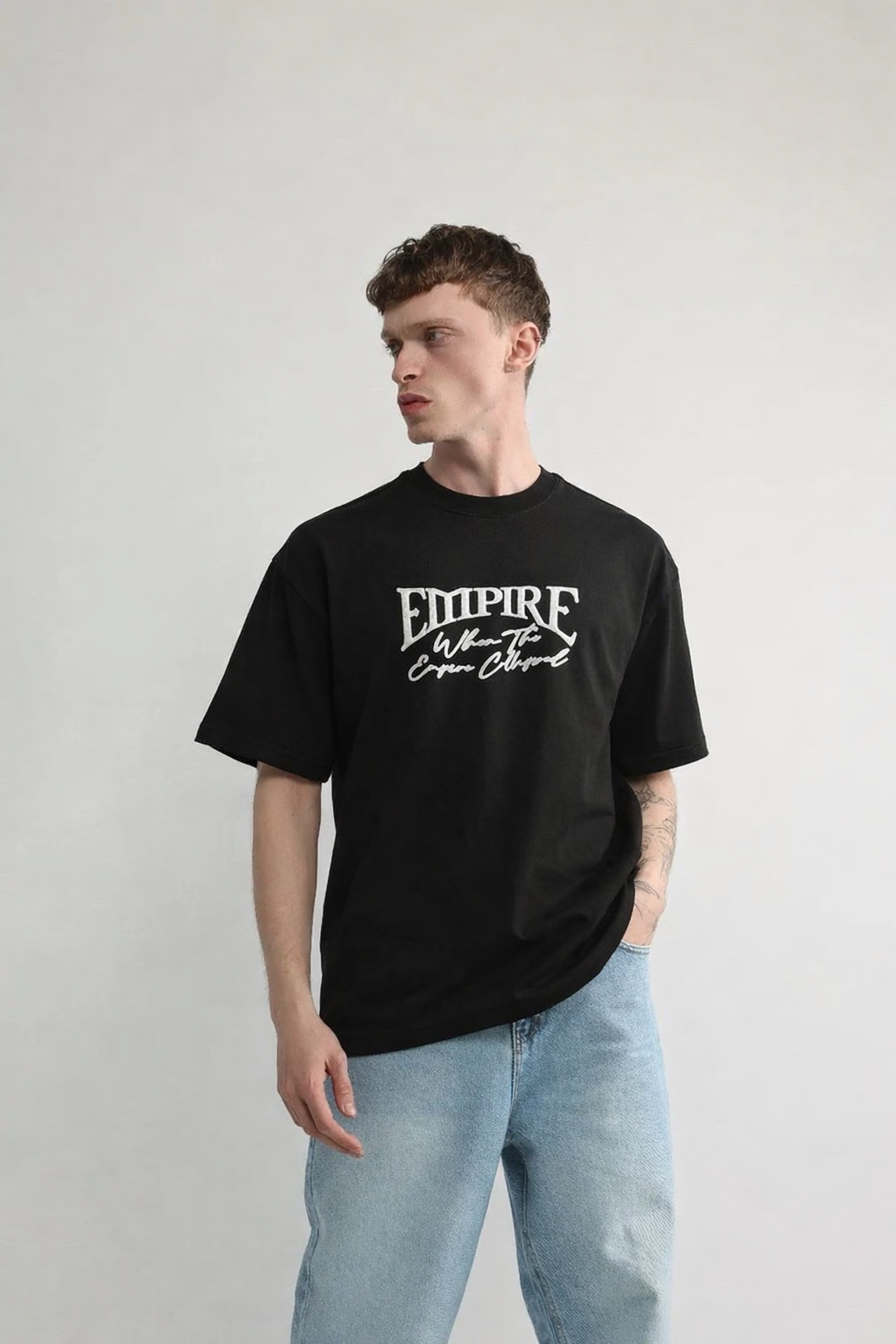 T-shirt oversize avec illustration artistique
