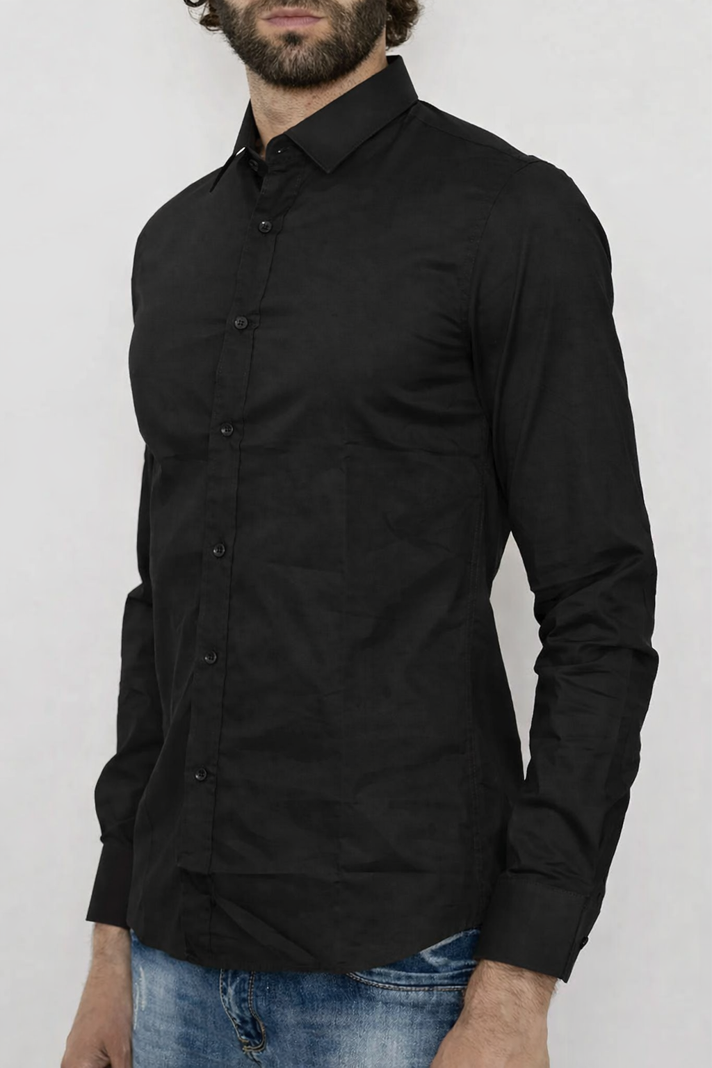 Chemise uni noir avec col classique coupe slim