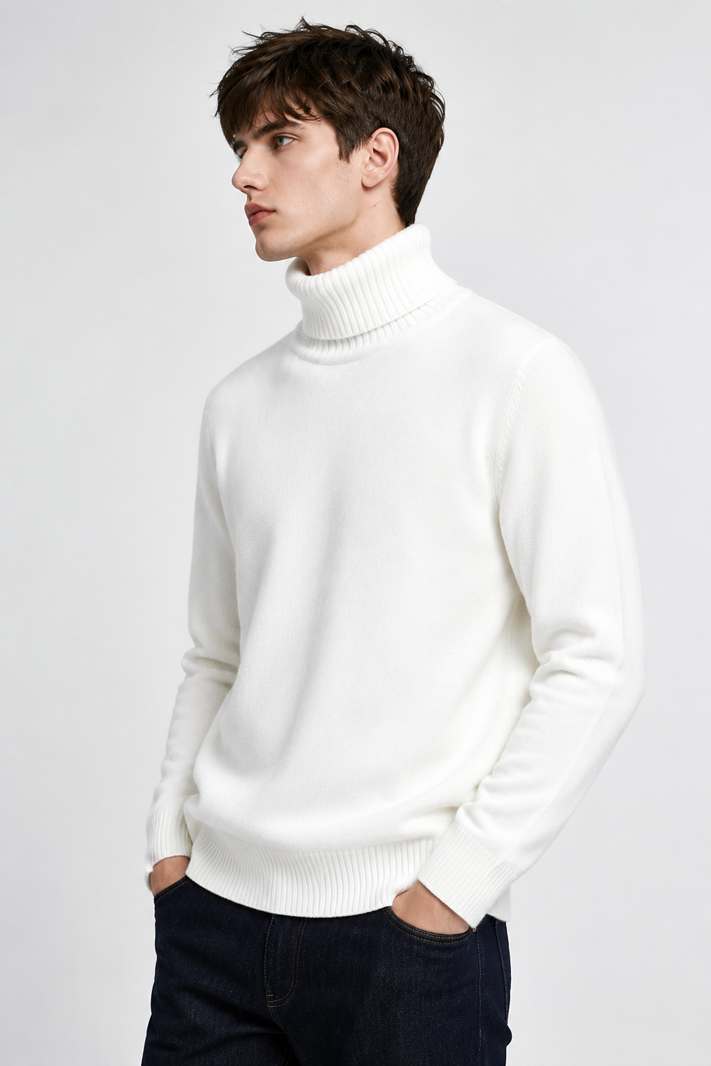 Pull homme blanc à col roulé