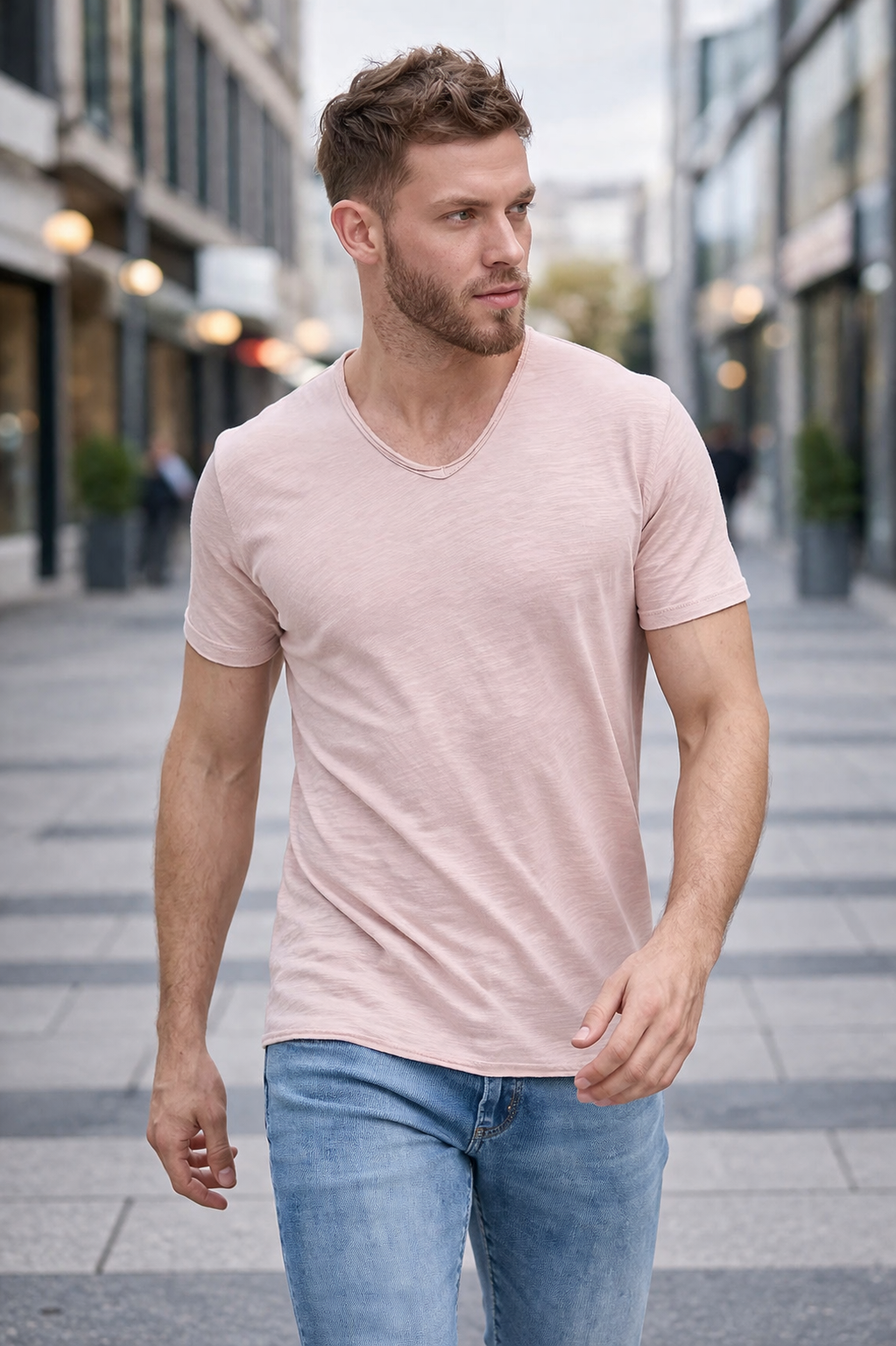 T-shirt homme rose col V