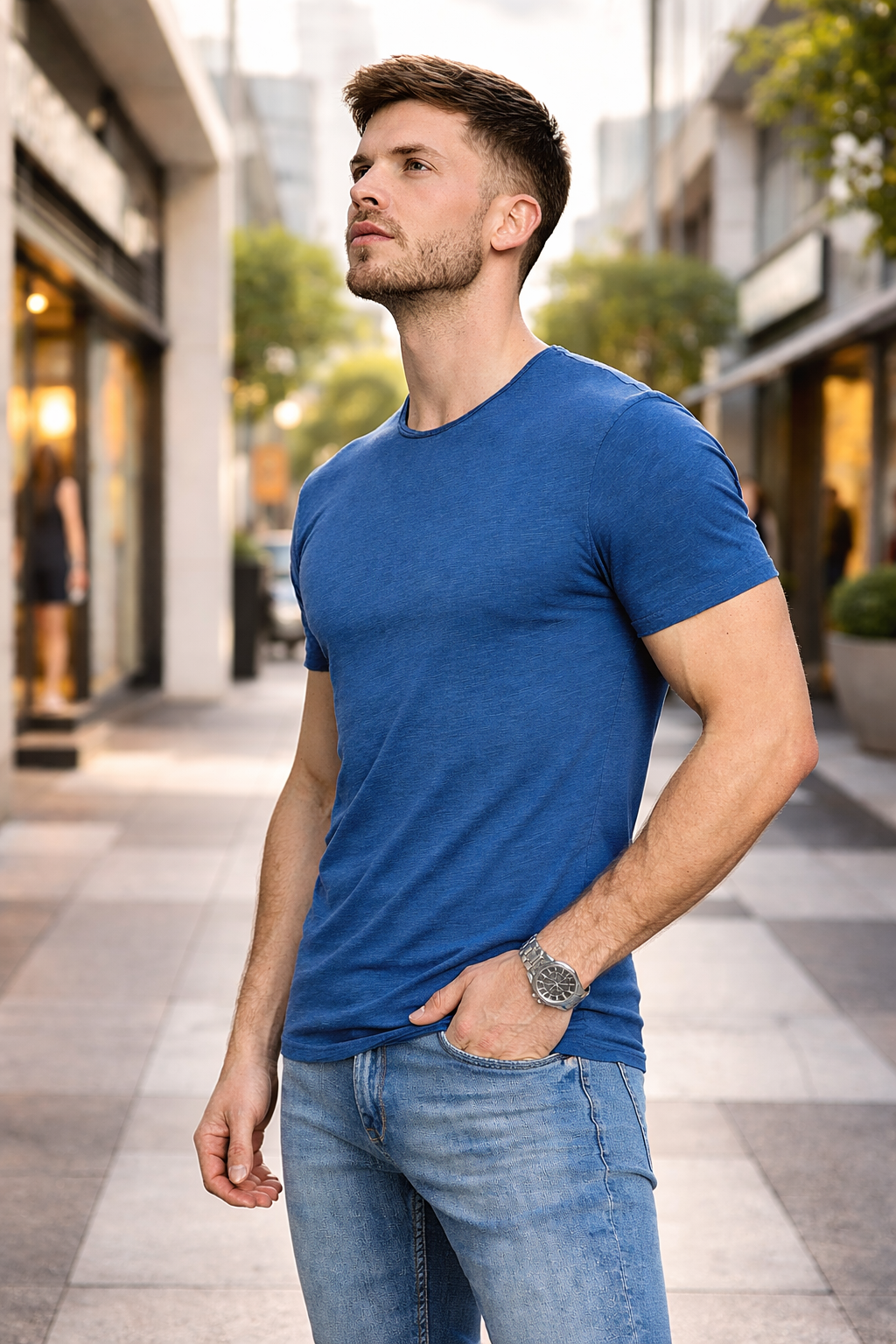 T-shirt homme bleu foncé col rond