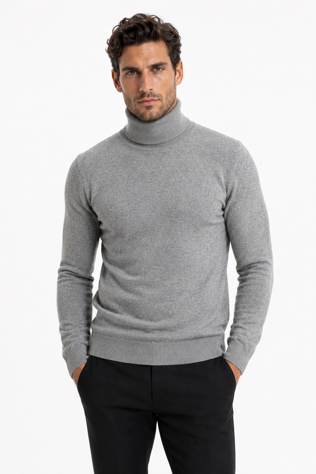 Pull homme gris à col roulé