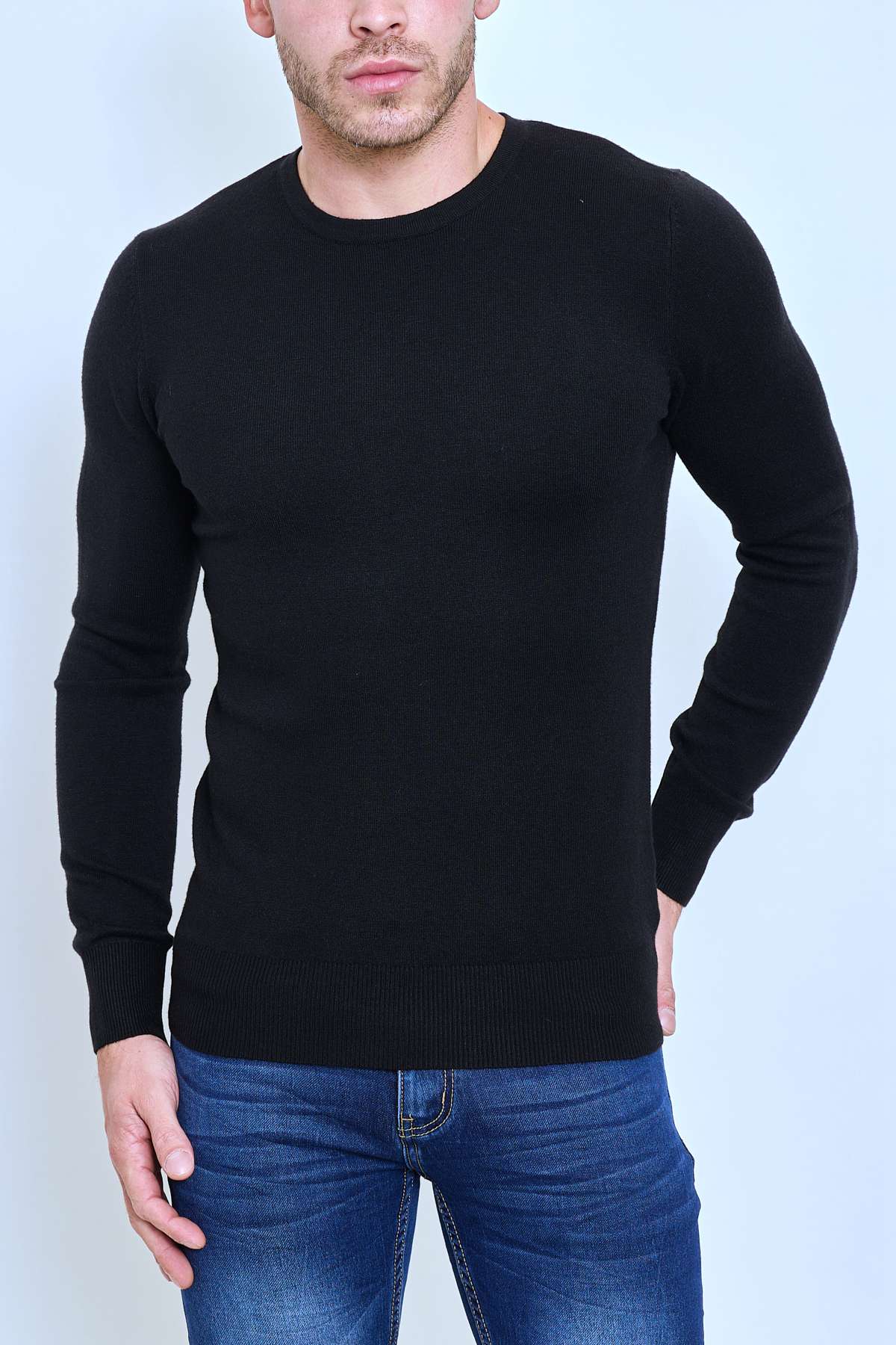 Pull Homme Noir Col Rond – Basique