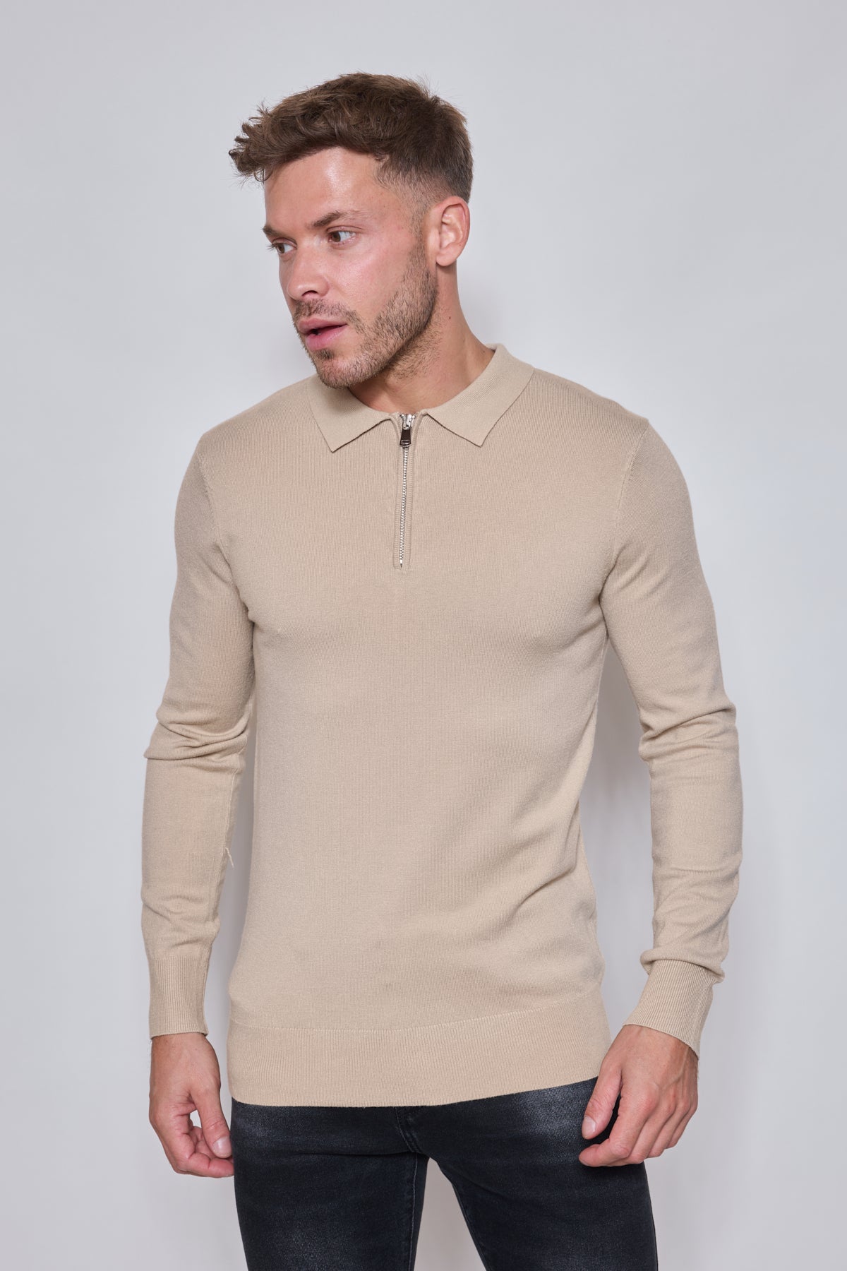 Pull Homme Zippé Col Polo – Maille Fine Confortable