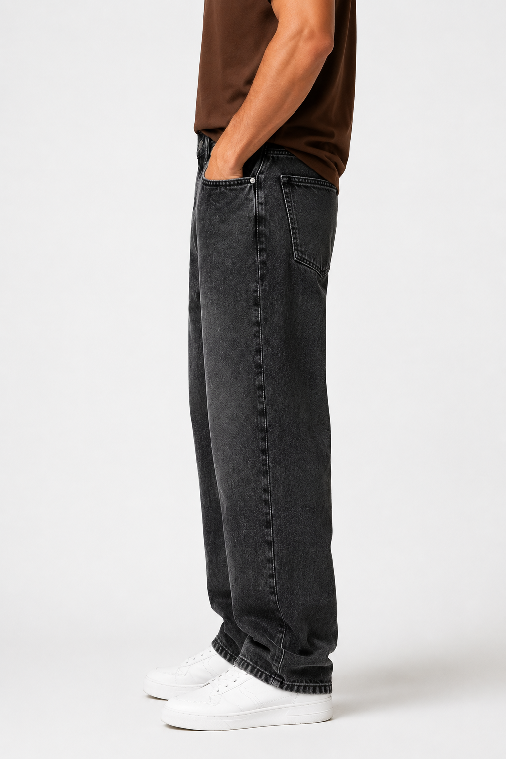 Jean homme noir délavé Baggy