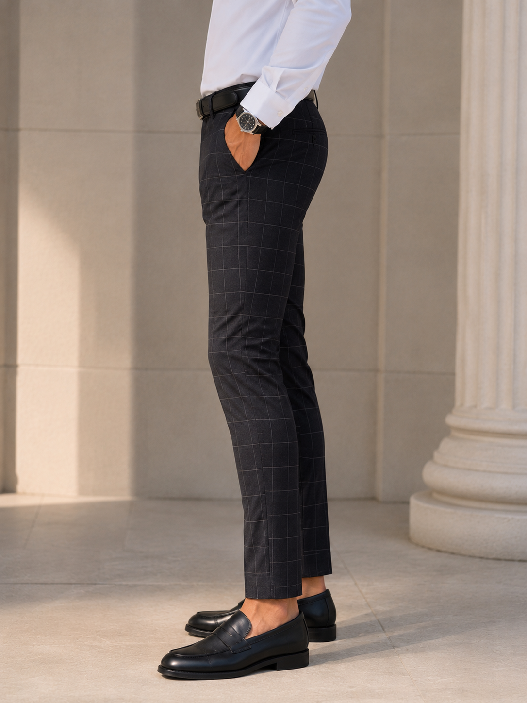 Pantalon homme à carreaux gris foncé