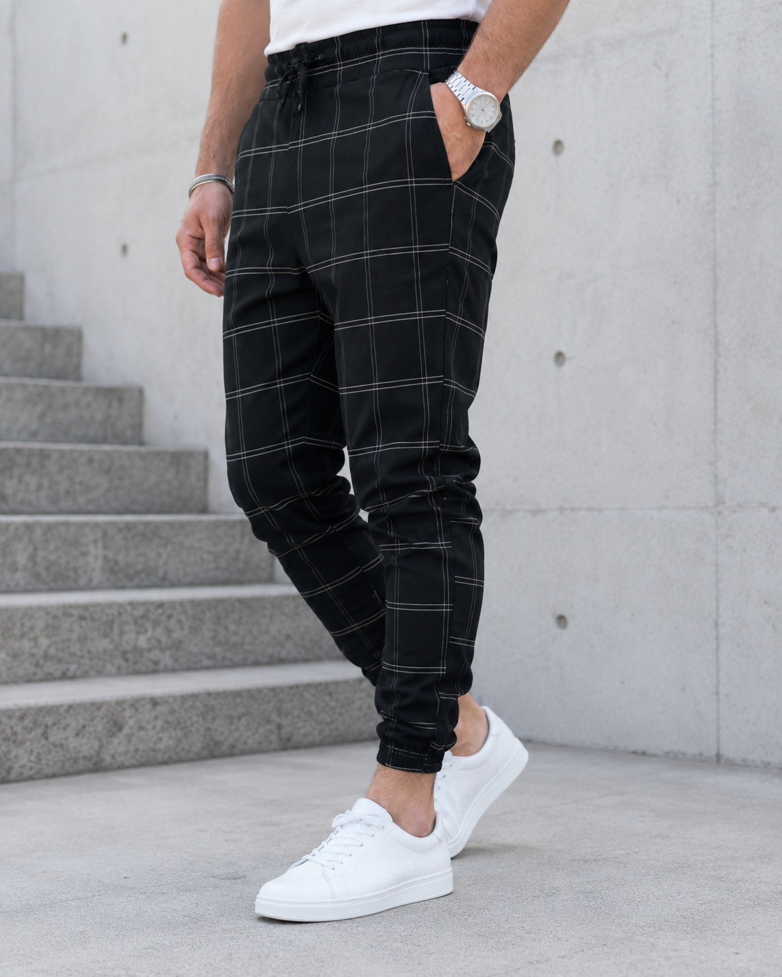Pantalon jogger homme noir à carreaux