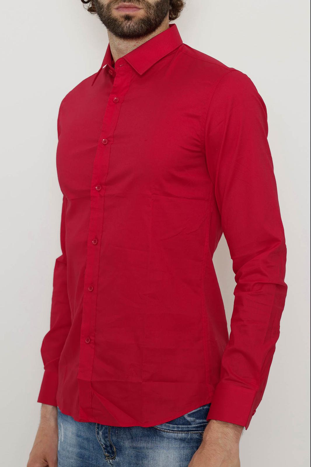 Chemise uni rouge avec col classique coupe slim