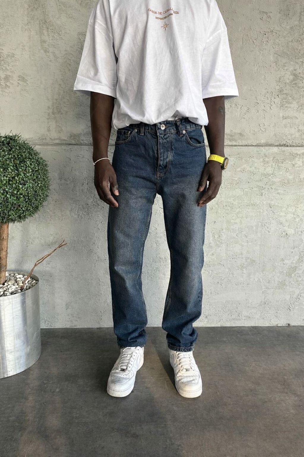 Le Jean "Daily Blue" – Coupe Droite Intemporelle