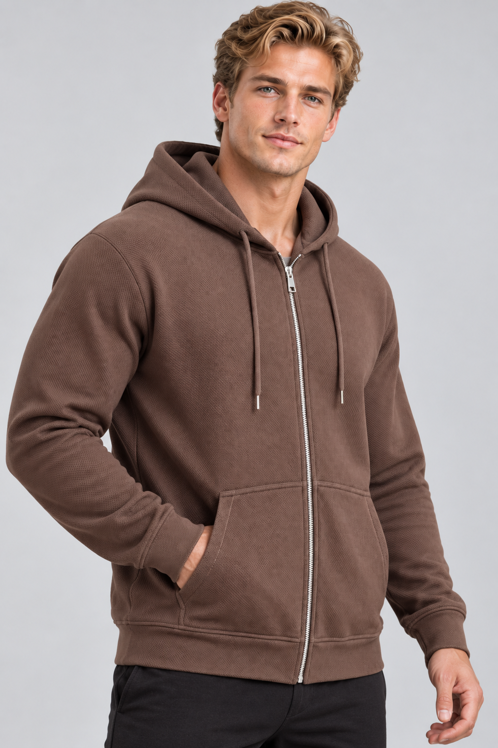 Sweat à capuche homme marron zippé à poches