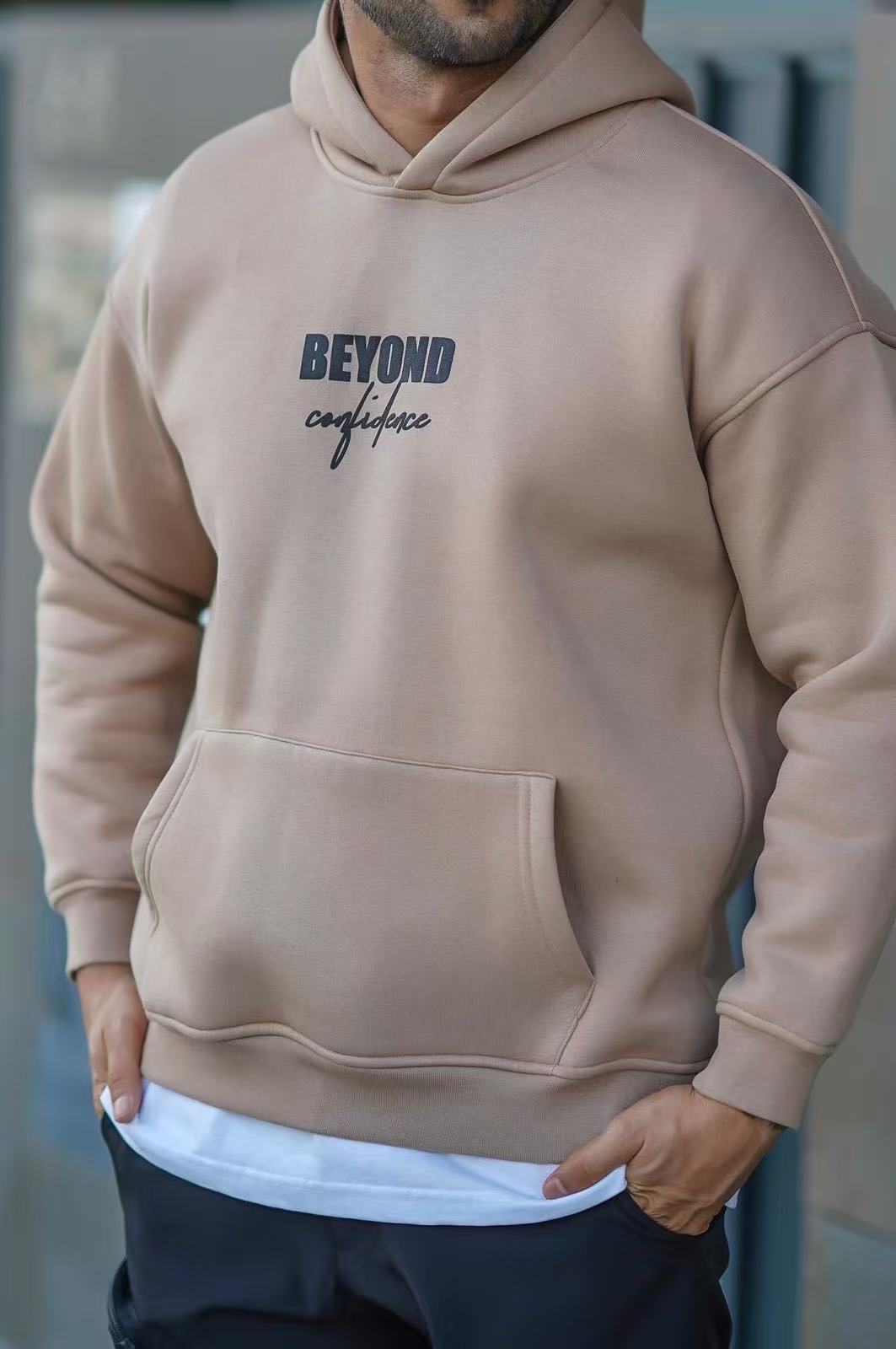 Sweat à capuche imprimé camel