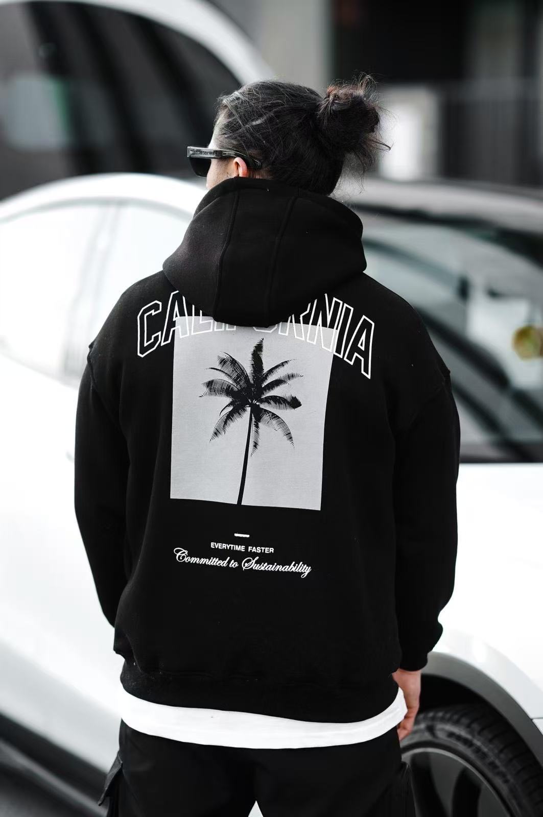 Sweat à capuche imprimé noir