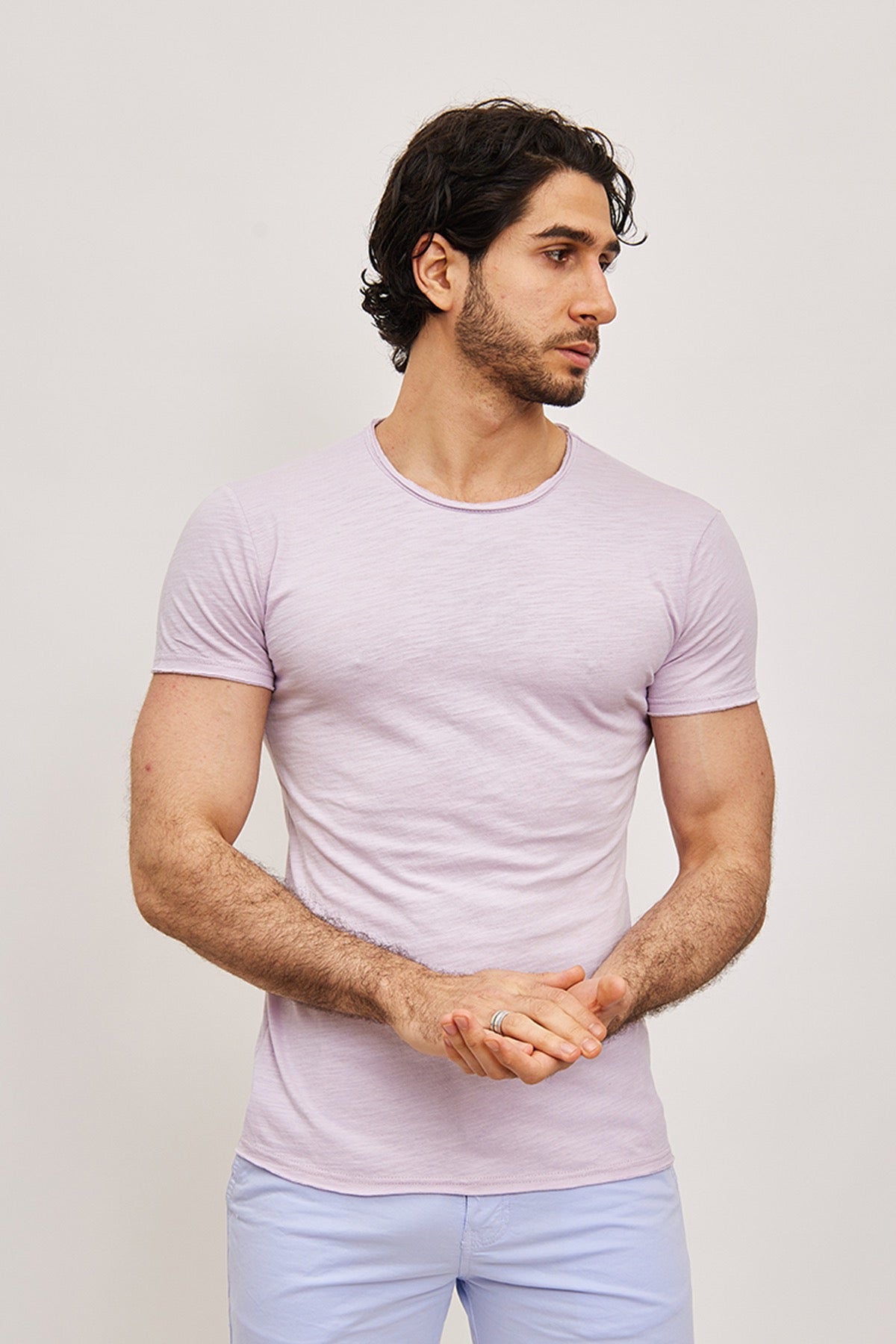 T-shirt manche court col en V violet coton homme