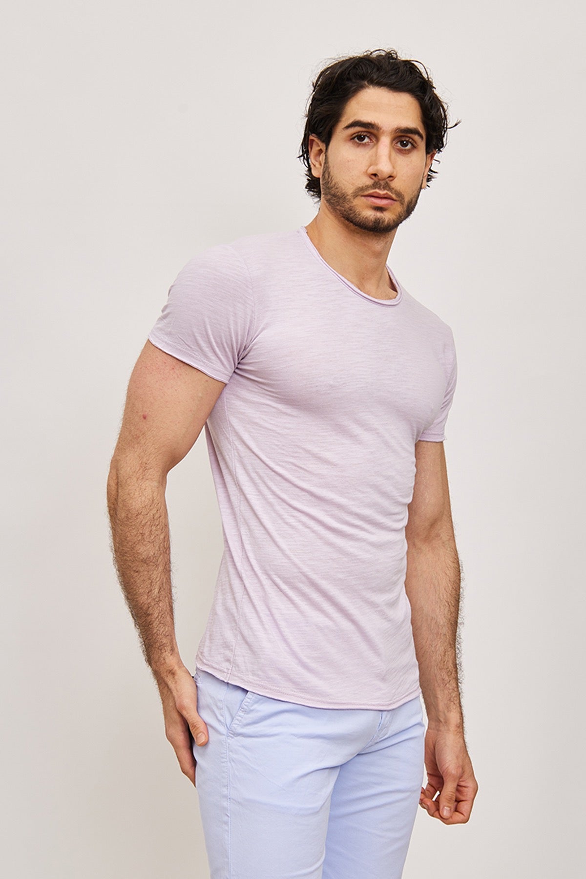 T-shirt manche court col en V violet coton homme