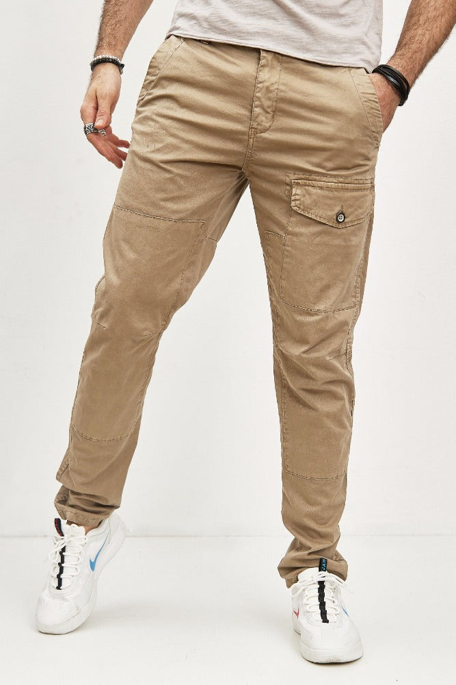 Pantalon cargo beige avec poche sur la cuisse homme fashion
