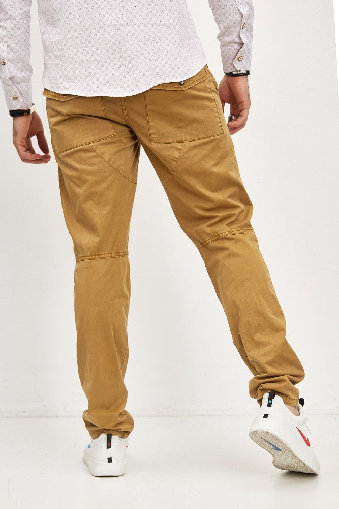 Pantalon cargo camel avec poche sur la cuisse homme fashion2