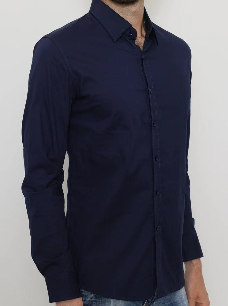 Chemise uni bleu avec col classique coupe slim