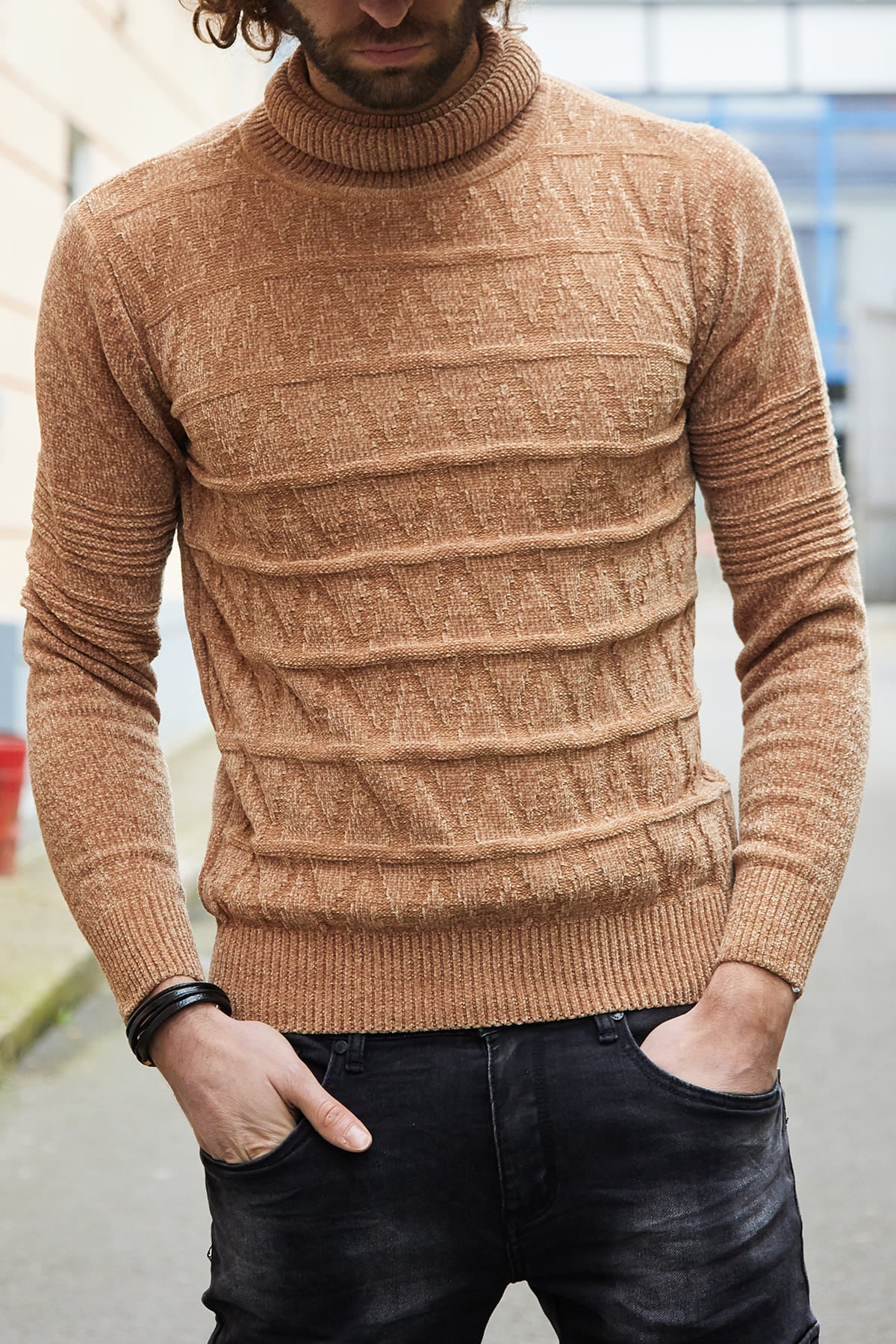 Pull col roulé camel homme