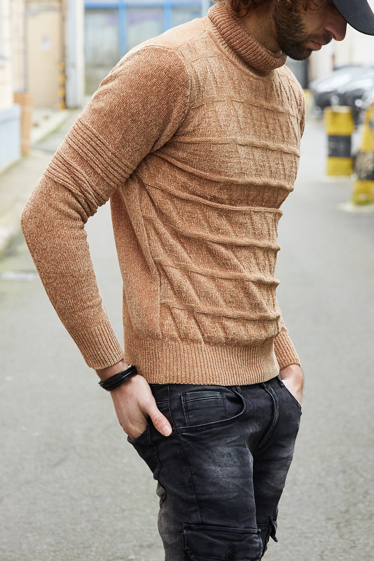 Pull col roulé camel homme