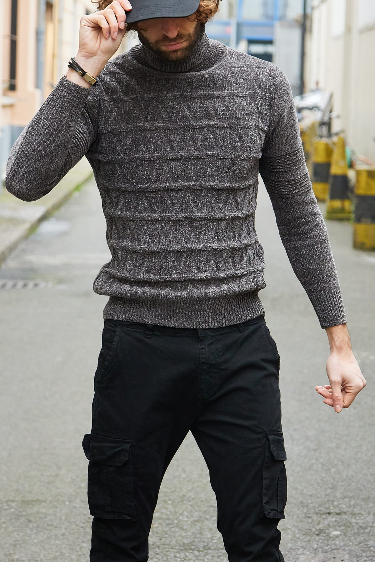 Pull col roulé gris foncé homme